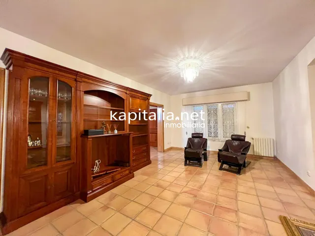 Magnifico chalet a la venta en Valencia — 26