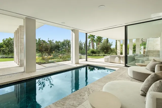 VILLA DE LUJO EN LA RESERVA DE SOTOGRANDE CON VISTAS AL MAR — 16