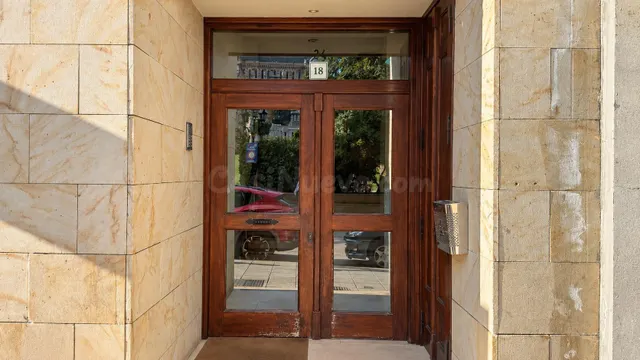 APARTAMENTO CON GARAJE EN EL CENTRO DE COMILLAS - foto 3