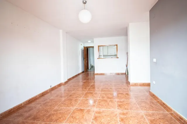 Estupendo piso con gran terraza en calle Argantonio,  junto Calle Arroyo!!! — 5