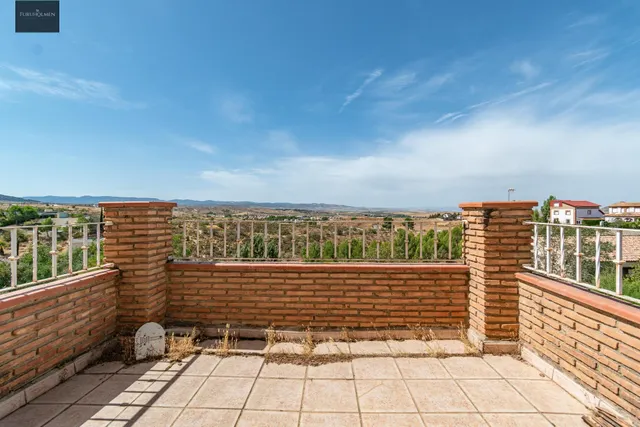 🏡 Tu refugio en la Urbanización Cortijo de la Luz — 37