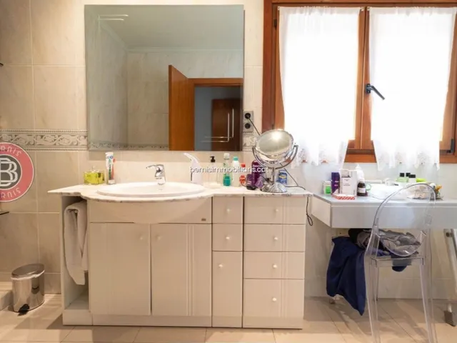 Chalet 5 habitaciones 430m² en venta - Carretera Igualada — 28
