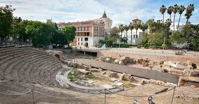 Piso amueblado en alquiler de larga temporada junto a Vialia – Málaga Centro — 20