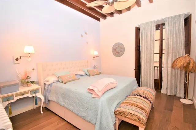 PISO EN VENTA CON PLAZA DE GARAJE JUNTO A LA CATEDRAL — 44