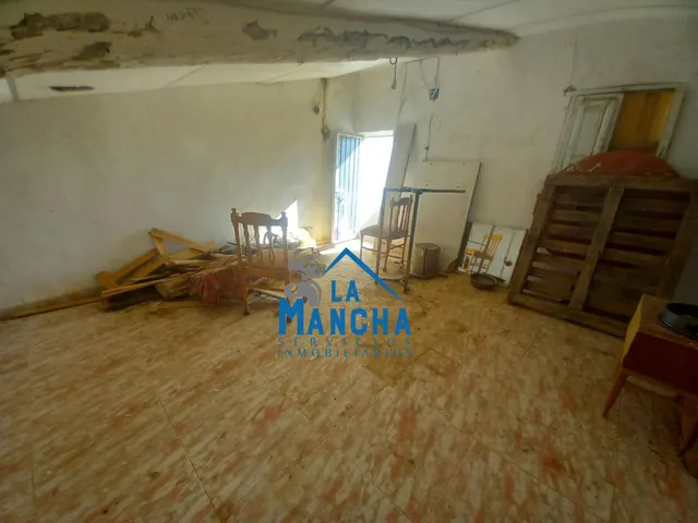 *130.000€* .INMOBILIARIA LA MANCHA VENDE CASA EN LA GINETA-ALBACETE. — 39