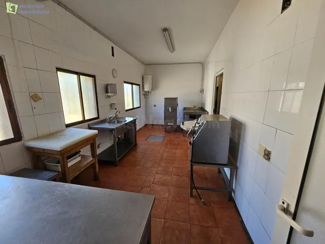 Se vende por jubilación: FABRICA DE EMBUTIDOS — 3