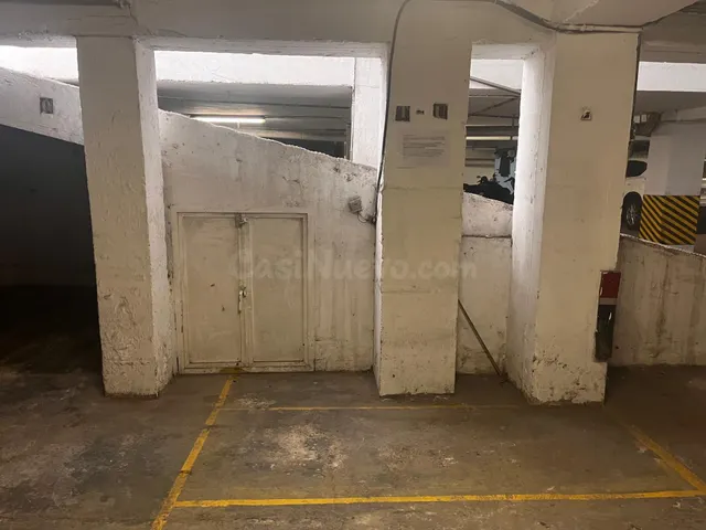 PLAZA DE GARAJE PARA MOTO EN ALQUILER!!!!!!!!! - foto 2
