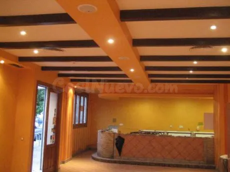 Local comercial 130m² en alquiler - Buhaira - Huerta del Rey - foto 2