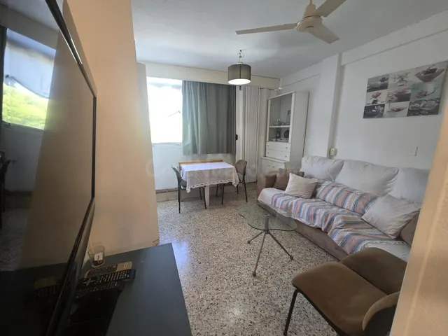 Se vende estudio en Avenida Comunidad Valenciana, Benidorm - foto 2
