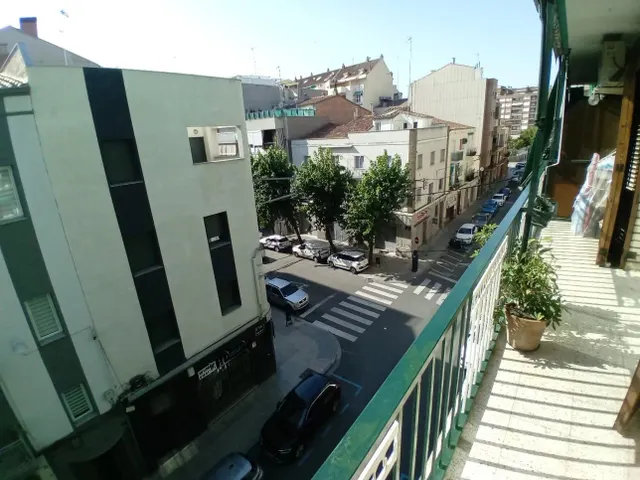 PISO EN ZONA ALTA - RECTORAT — 8