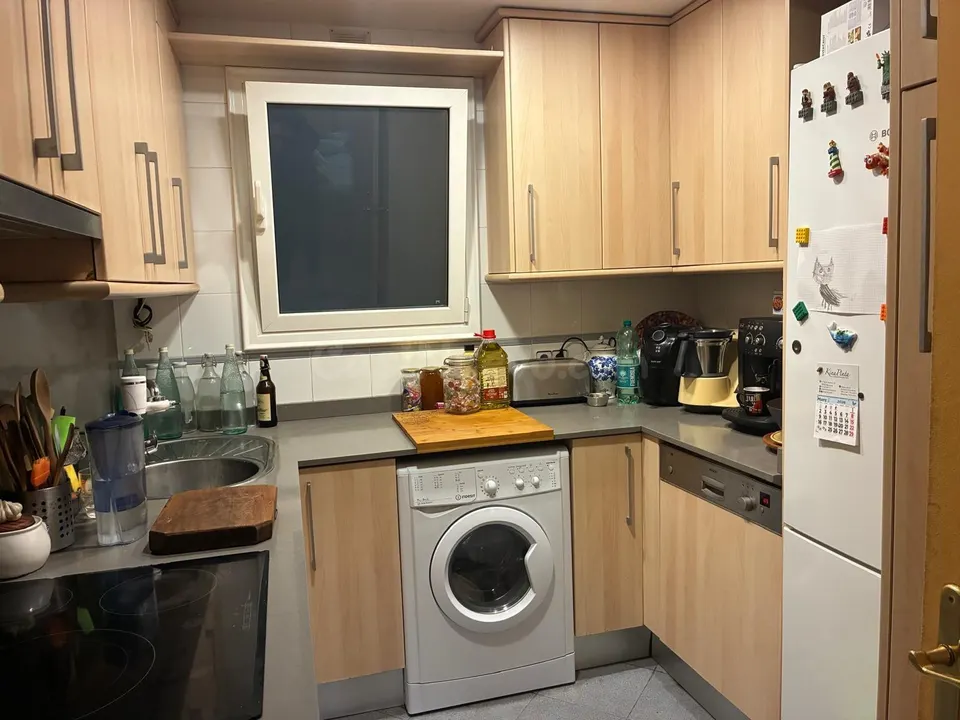 Piso de 3 habitaciones con balcón y ascensor en Horta-Guinardó