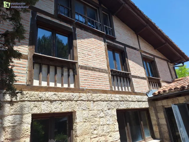 GRAN OPORTUNIDAD! AMPLIA CASA EN MANSILLA DE BURGOS - foto 4