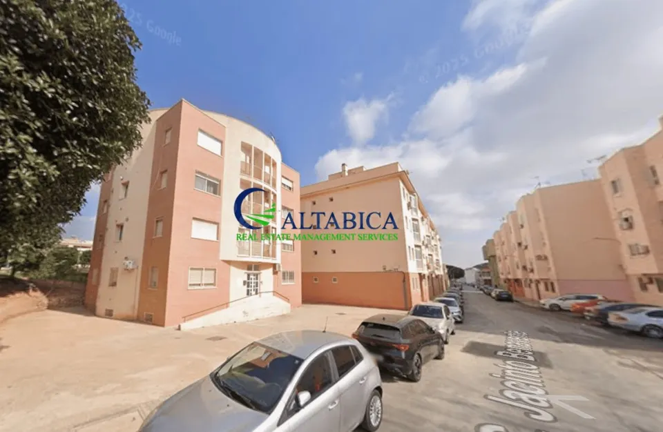 Piso en Venta en Huercal De Almeria Almería