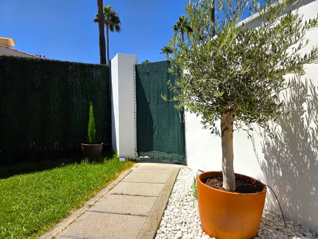 En alquiler estupendo bungalow con amplio jardin y mucha luminosidad — 28