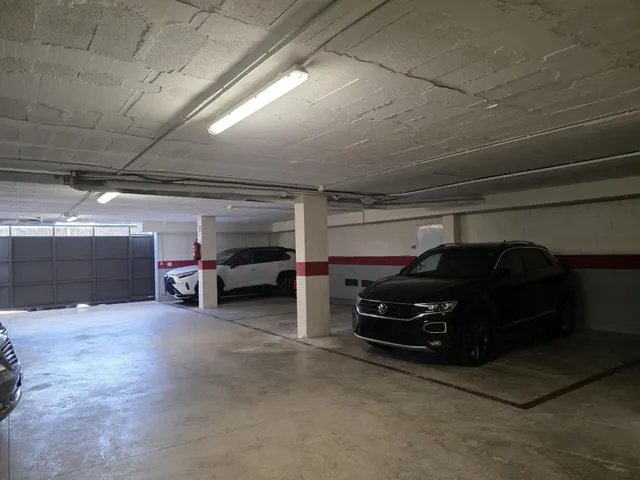 PISO 3 habitaciones A 20 M DE LA PLAYA CON PARKING DOBLE Y TRASTERO — 29