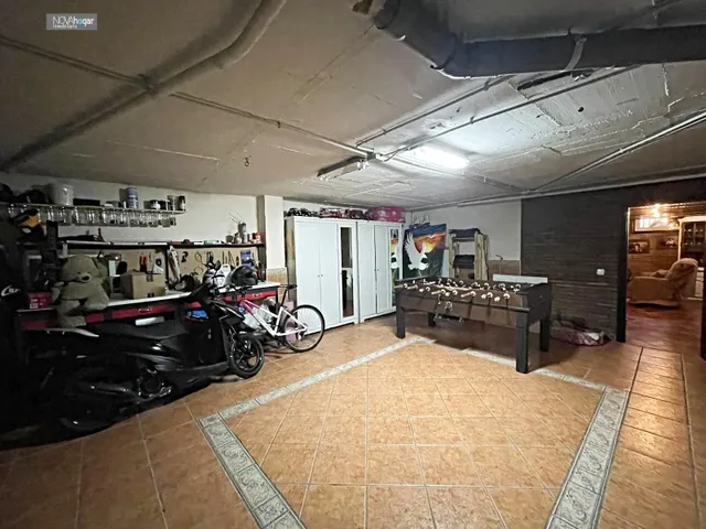 ADOSADO EN ESTACIÓN DE CÁRTAMA — 15