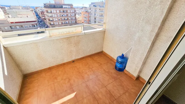 Luminoso apartamento con vistas al mar, 2 piscinas y opción de adquirir garaje — Torrevieja — 15