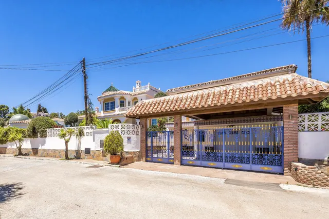 Chalet 6 habitaciones 500m² en venta - Centro — 47