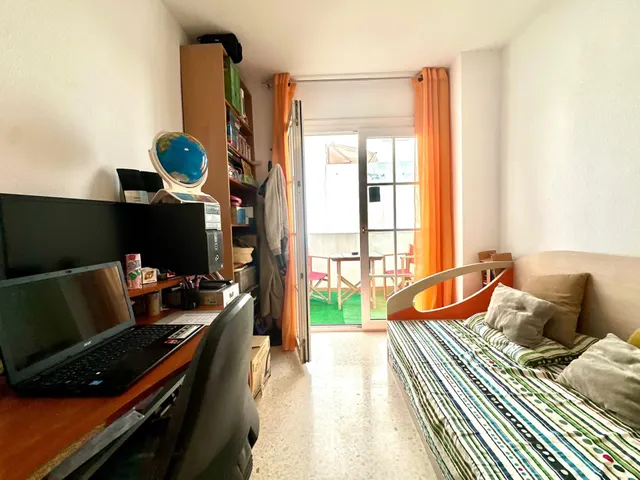 Amplio Dúplex Reformado en Los Molinos, Almería — 29