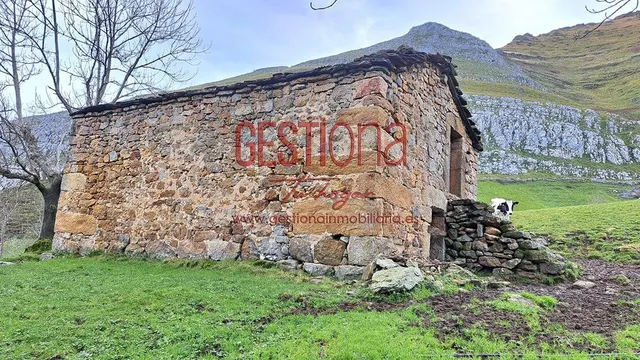 CABAÑA DE PIEDRA EN SOBA. VALDICCON - foto 5