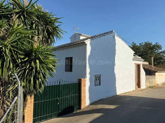 Mitad de pareado en Álora, dividida en dos encantadoras vivi - foto 3