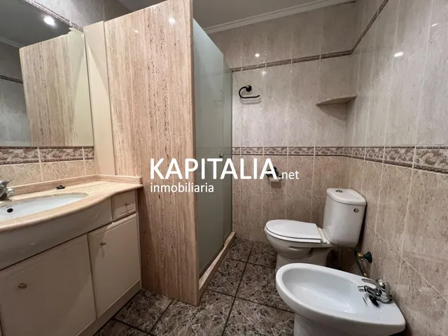 Estupenda casa a la venta en Ontinyent , zona San Antonio en Exclusiva . — 10