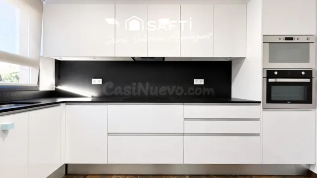 CASA ADOSADA CON JARDÍN PRIVADO, TERRAZA Y PISCINA EN L’ESCA - foto 5