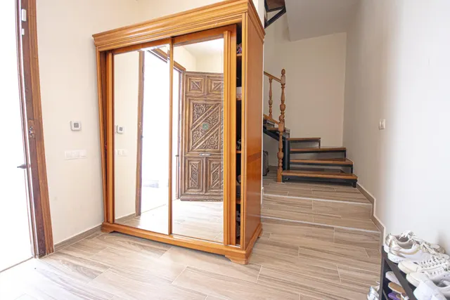 Villa de 4 dormitorios, 3 baños, piscina y jardín en dehesa de campo amor (orihuela costa) — 43