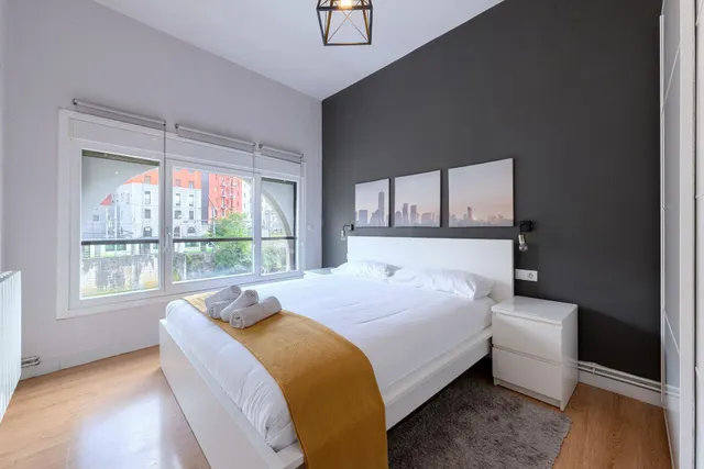 Se vende Espectacular piso con licencia turística a 7 min del Casco Viejo — 17