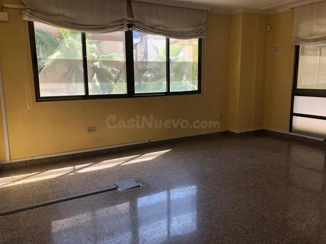 ¡Oportunidad Única en El Ejido (Almería)! Local para oficina - foto 2