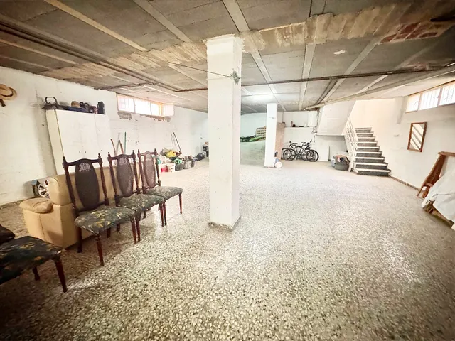 INCREIBLE CHALET PARA VIVIR EN REDOVAN CON GARAJE PARA 4 COCHES,  5 DORMITORIOS.... PARCELA ALREDEDOR DE LA CASA. POR TAN SOLO 250.000€ ¡¡VISITELA!! — 21