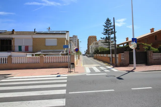 Plaza de parking en zona playa Morro de Gos — 5