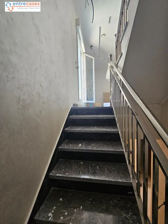 Casa Tipo Dúplex 4 habitaciones 328m² en venta - 3 de Abril — 11
