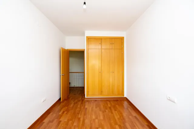 Ponemos a la venta esta preciosa casa en Urbanizacion cerrada, con zonas comunes y piscina comunitaria. — 27