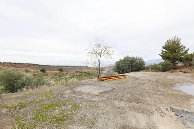 Magnífica finca de 400 olivos en Monachil — 8