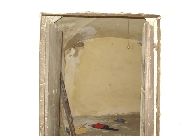 Se vende piso para reformar con Tejado Reformado — 20