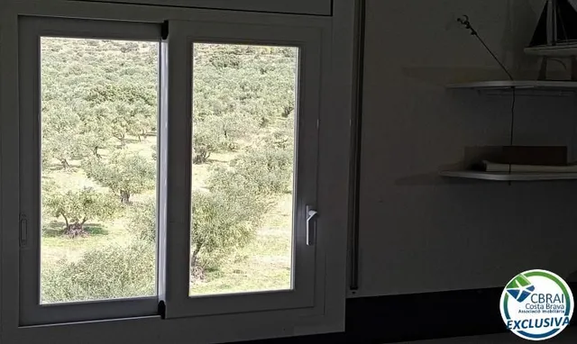 Bonito piso con vista mar en mas oliva Roses — 22