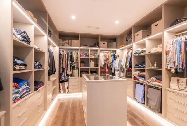 Chalet 4 habitaciones 640m² en venta - Costa del Sol — 25