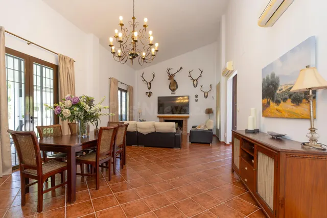 Espectacular chalet independiente en Nueva Jarilla (La Rinconada) — 13