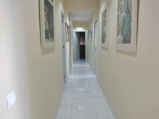 Piso amplio y reformado en pleno corazon comercial de Benidorm y a pocos pasos de la playa — 11