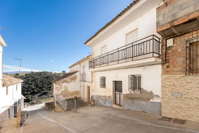 CASA EN AGRÓN — 5