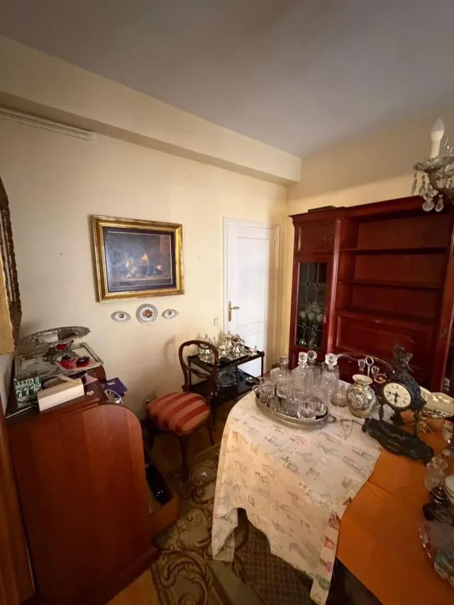 Piso 5 habitaciones 152m² en venta - Avda. de la Constitucion — 9