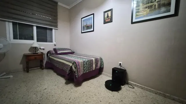 Vivienda unifamiliar de 3 plantas con jardín, terrazas y garaje en Algeciras — 10