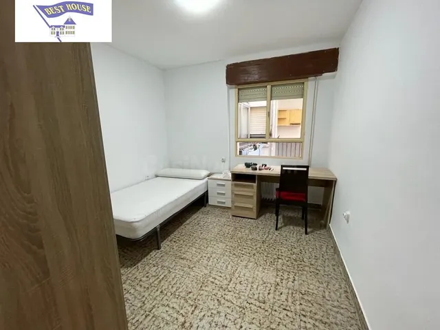 habitaciones EN PISO PARA ESTUDIANTES ZONA HOSPITAL - foto 3