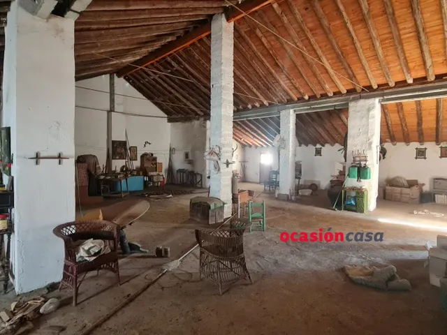 CASA CON COCHERA A LA VENTA EN HINOJOSA DEL DUQUE — 9