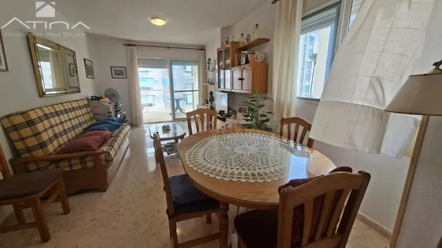 Apartamento en venta en Playa de Daimús con piscina, ascenso - foto 3