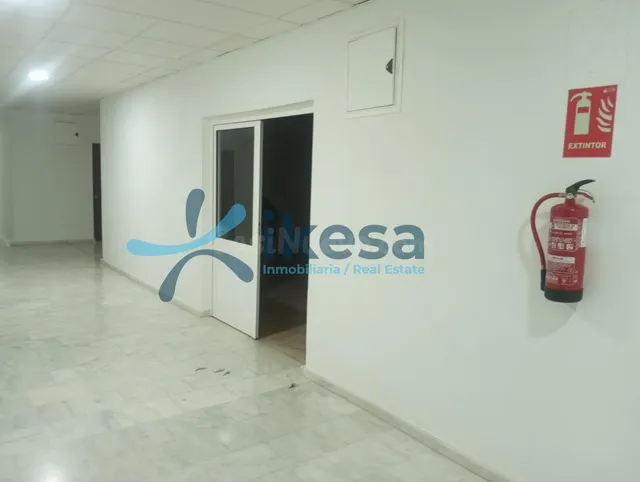 Venta de Oficina en Monesterio (Badajoz) - foto 2