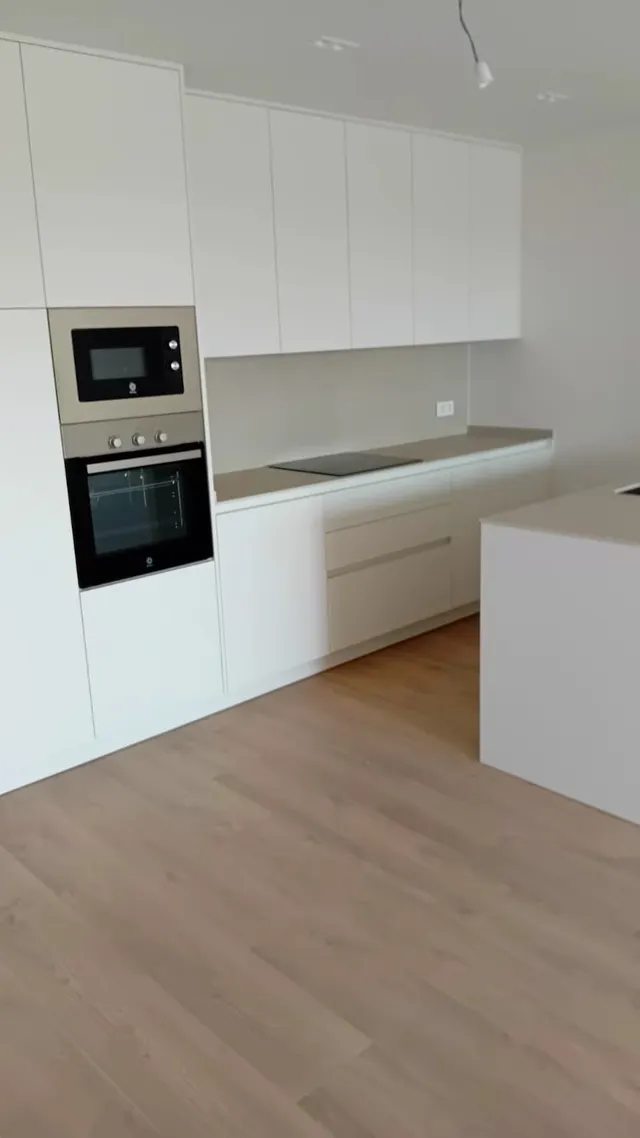 PISO DE NUEVA CONSTRUCCIÓN EN ZONA DE CIUTAT JARDÍ — 10