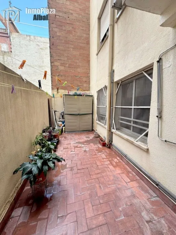 Piso en Venta en Valencia Valencia — 28