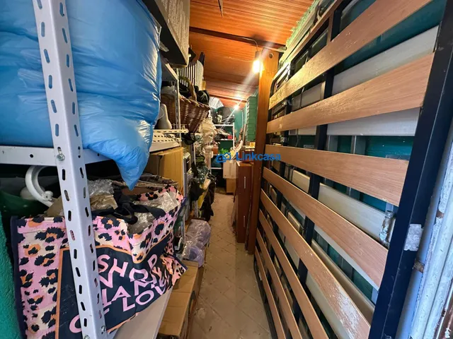 CASA INDEPENDIENTE EN METRO OPAÑEL DE 309 METROS CUADRADOS — 40